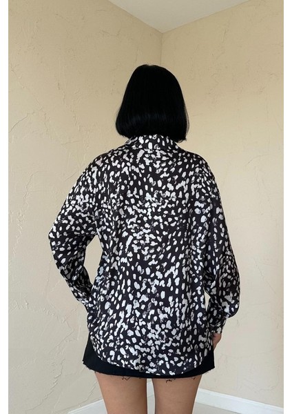 Siyah Leopar Desenli Saten Gömlek