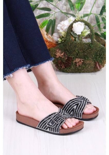 02003 Pienn Anatomik Esnek Rahat Taşlı Boncuklu Tek Tokalı Kadın Terlik