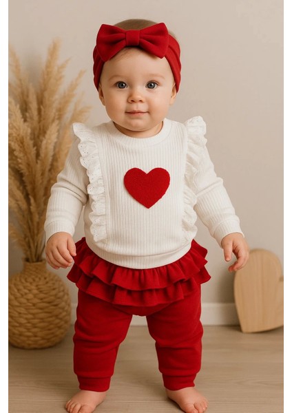 Kalp Baskılı Fırfır Detaylı 3 Parça Kız Bebek Takımı %100 Pamuk