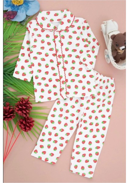 Kız Bebek Çilek Desenli Düğmeli Pijama Takımı