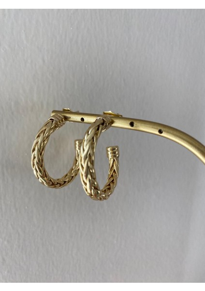 Sık Burgu Gold Küpe fırsatları