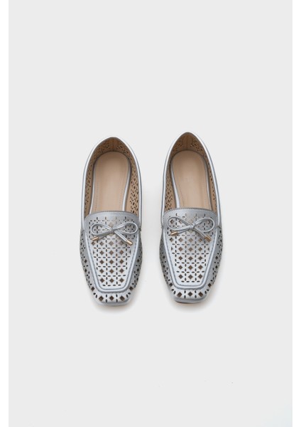 Cara Zımbalı Metalik Kadın Loafer