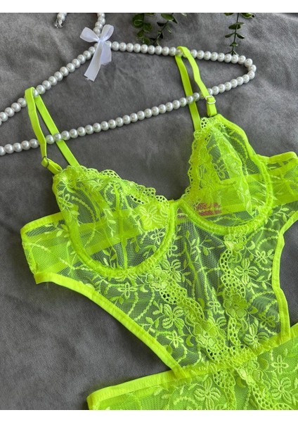 Çiçek Desenli Yeşil Bodysuit