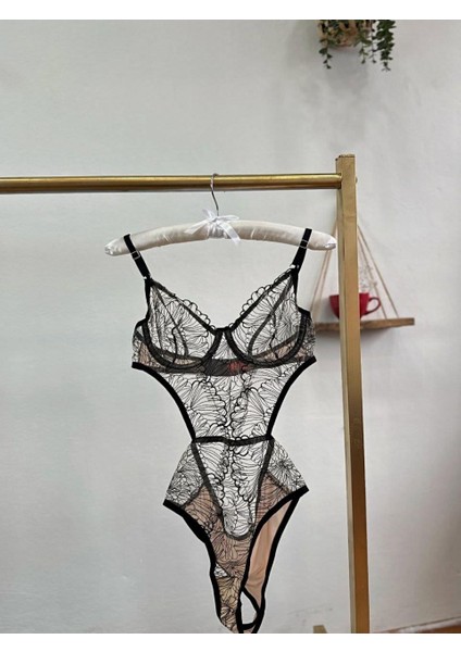 Desenli Ten Siyah Bodysuit fiyatları