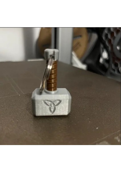 Mjolnir – Thor’un Çekici Anahtarlık (Özel Tasarım)