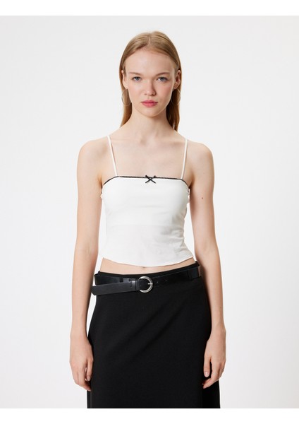 Yeni Sezon Crop Üst Fiyonk Detaylı Ip Askılı Slim Fit modelleri