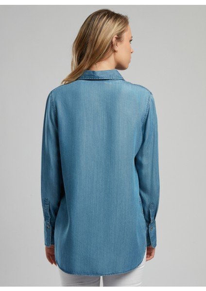Fitted Klasik Yaka Düz Kadın Denim Gömlek 252 Lcf 141003 Classy Denım