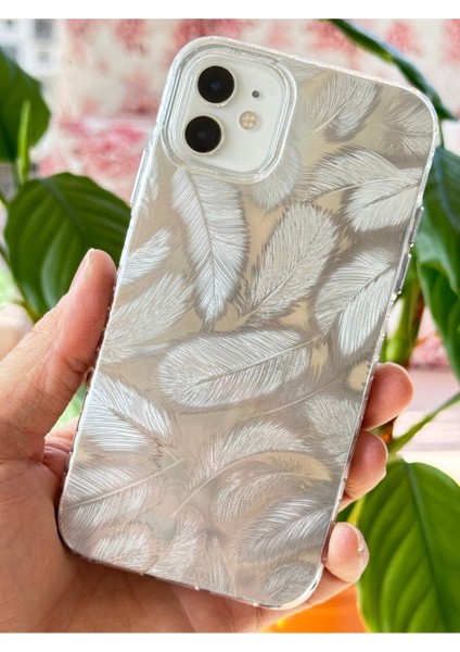 Apple iPhone 11 Kılıf Parlak Beyaz Yaprak Desenli Darbe Emici Kamera Korumalı Renkli Silikon Kapak