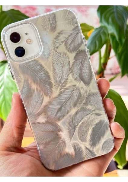 Apple iPhone 11 Kılıf Parlak Beyaz Yaprak Desenli Darbe Emici Kamera Korumalı Renkli Silikon Kapak