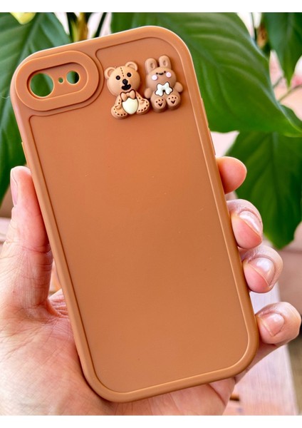 Apple iPhone 7/8/SE20/SE22 Kılıf Tasarımlı Desenli Kamera Korumalı Ayıcık ve Tavşan Yumuşak Silikon Kapak