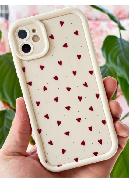 Apple iPhone 11 Kılıf Kamera Korumalı Silikon Renkli Kalp Tasarımlı Kamera Korumalı Silikon Kapak