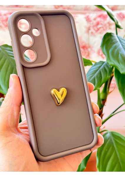 Samsung Galaxy A55 Kılıf 3D Kalp Tasarımlı Kahverengi Desenli Yumuşak Kamera Korumalı Silikon Kapak modelleri