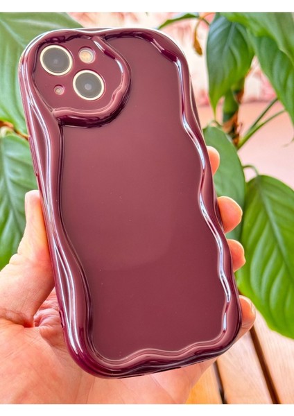 Apple iPhone 15 Uyumlu Kılıf Kamera Korumalı Dalga Kenarlı Darbe Emici Bordo Silikon Kapak
