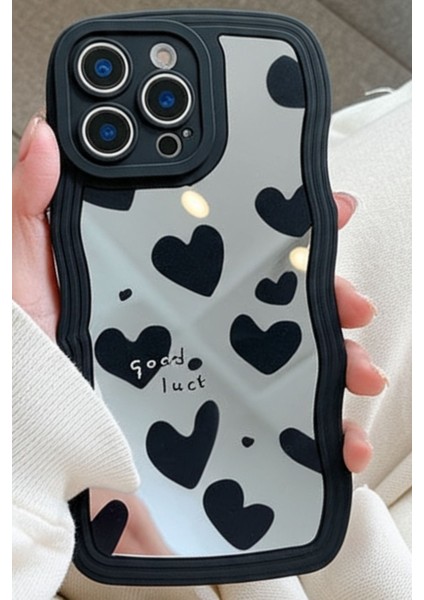 Apple iPhone 15 Pro Max Kılıf Aynalı Kalp Desenli Yumuşak Kenarlı Kamera Korumalı Silikon Kapak