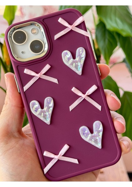 Apple iPhone 13/14 Kılıf Kamera Çıkıntılı Kalpli Fiyonk Desenli Bordo Yumuşak Silikon Kapak modelleri