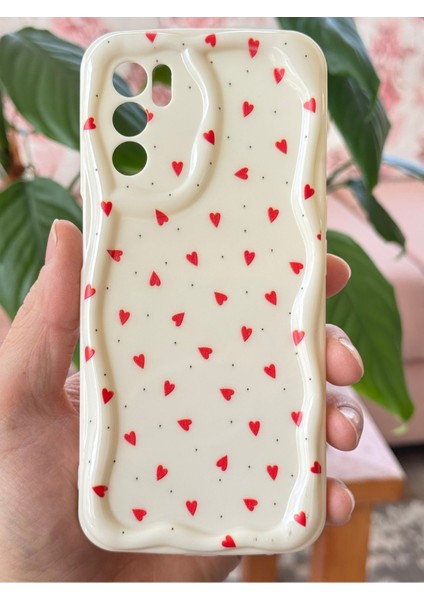 Oppo A16 Kılıf Kamera Korumalı Dalga Kenarlı Kırmızı Kalp Desenli Silikon Kapak fiyatları