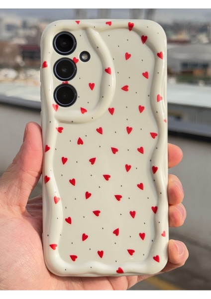 Samsung Galaxy A16 Uyumlu Kılıf Kamera Korumalı Dalga Kenarlı Kırmızı Kalp Desenli Silikon Kapak