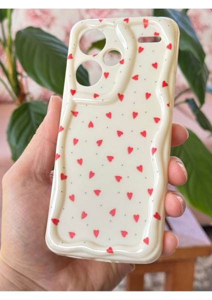 Xiaomi Redmi Note 13 Pro Plus Kılıf Kamera Korumalı Dalga Kenarlı Kırmızı Kalp Desenli Silikon Kapak fırsatları
