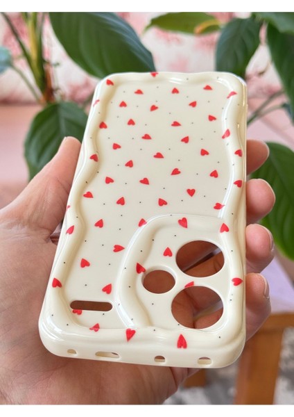 Xiaomi Redmi Note 13 Pro Plus Kılıf Kamera Korumalı Dalga Kenarlı Kırmızı Kalp Desenli Silikon Kapak indirimleri