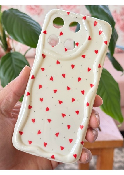 Realme 11 4g Kılıf Kamera Korumalı Dalga Kenarlı Kırmızı Kalp Desenli Silikon Kapak