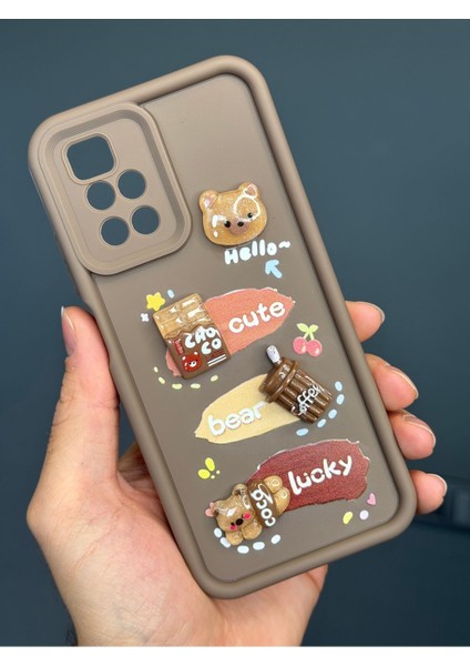 Xiaomi Redmi 10 2022 Kılıf Tasarımlı Desenli Kamera Korumalı Ayıcık Kahve Renkli Yumuşak Silikon Kapak modelleri