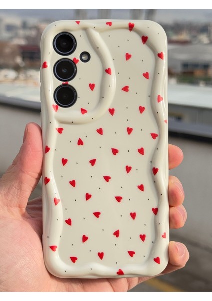 Samsung Galaxy A34 Kılıf Kamera Korumalı Dalga Kenarlı Kırmızı Kalp Desenli Silikon Kapak