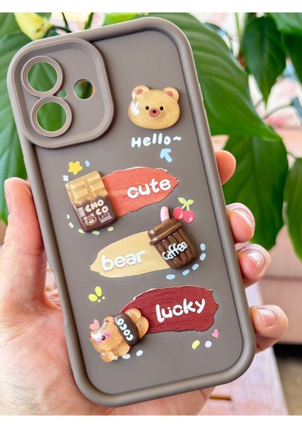 Apple iPhone 16 Kılıf Tasarımlı Desenli Kamera Korumalı Ayıcık Kahve Renkli Yumuşak Silikon Kap