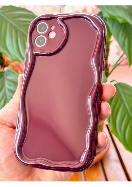 Apple iPhone 11 Uyumlu Kılıf Kamera Korumalı Dalga Kenarlı Darbe Emici Bordo Silikon Kapak