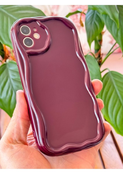 Apple iPhone 11 Uyumlu Kılıf Kamera Korumalı Dalga Kenarlı Darbe Emici Bordo Silikon Kapak