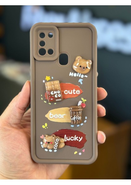 Samsung Galaxy M31 Kılıf Tasarımlı Desenli Kamera Korumalı Ayıcık Kahve Yumuşak Silikon Kapak