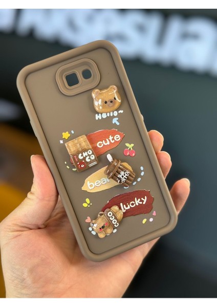 Samsung Galaxy J7 Prime Kılıf Tasarımlı Desenli Kamera Korumalı Ayıcık Kahve Renkli Yumuşak Silikon Kapak