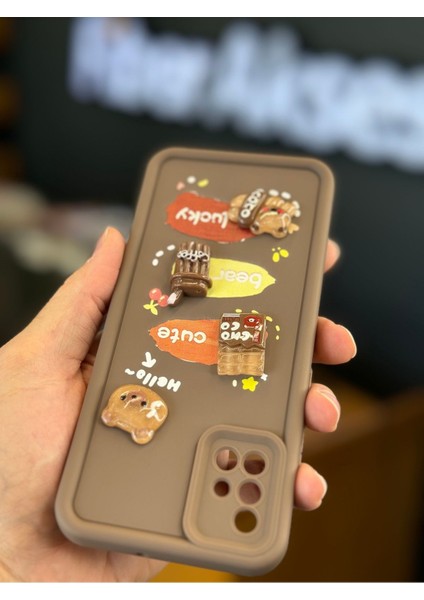Samsung Galaxy A51 Uyumlu Kılıf Tasarımlı Desenli Kamera Korumalı Ayıcık Kahve Renkli Yumuşak Silikon Kapak