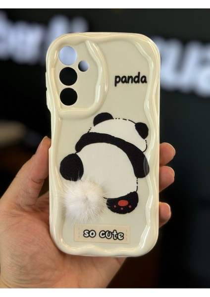 Samsung Galaxy M15 Kılıf Tasarımlı Desenli Kamera Korumalı Panda Beyaz Püsküllü Silikon Kapak