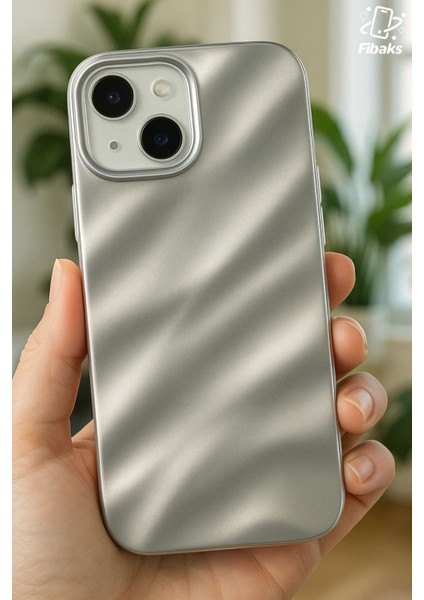 Apple iPhone 13/14 Kılıf Parlak Kabartmalı Dalga Tasarımlı Desenli Gümüş Darbe Emici Silikon Kapak fiyatları