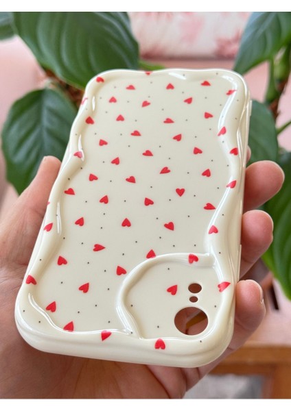 Apple iPhone Xr Kılıf Kamera Korumalı Dalga Kenarlı Kırmızı Kalp Desenli Silikon Kapak indirimleri