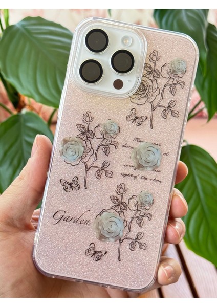 Apple iPhone 15 Pro Max Uyumlu Kılıf Simli Beyaz Gül Desenli Renkli Parlak Darbe Emici Kapak