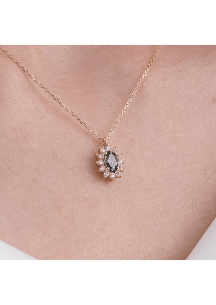 0,95 Ct Aleksandrıt 0,25 Ct Pırlanta (Signity) Taşlı Anturajlı Vintage 925 Ayar Gümüş Tasarım Kolye modelleri