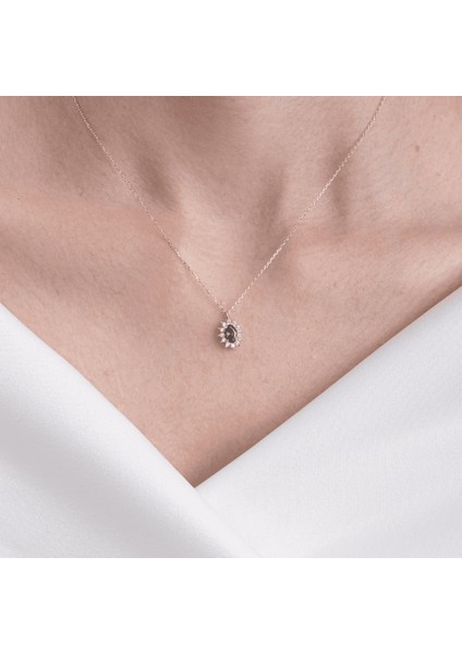 0,95 Ct Aleksandrıt 0,25 Ct Pırlanta (Signity) Taşlı Anturajlı Vintage 925 Ayar Gümüş Tasarım Kolye fırsatları