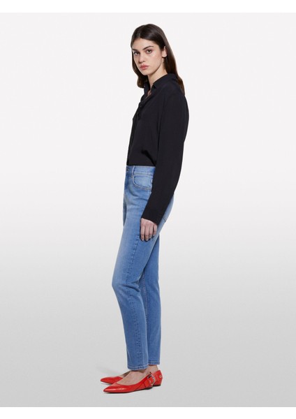 Sisley Streç Pamuklu Taş Yıkama Yüksel Bel Slim Fit Pantolon Kadın Buz Mavisi Denim Pantolon - 325P47KZLE044 fiyatları