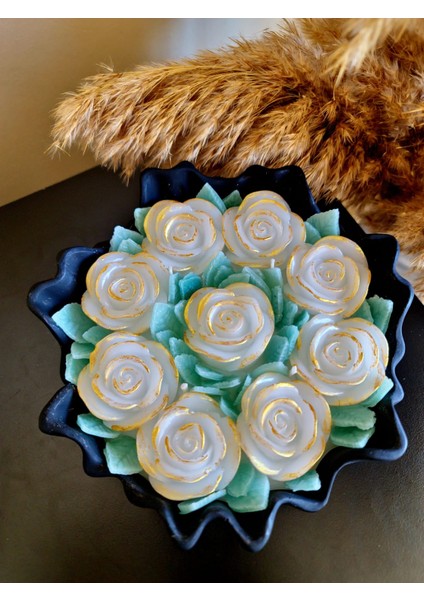 Siyah Saksıda Gül Buketi Mum-Solmayan Beyaz & Gold Gül Buketi & Özel Tasarım Mum (20*5 cm 1040 Gr.)