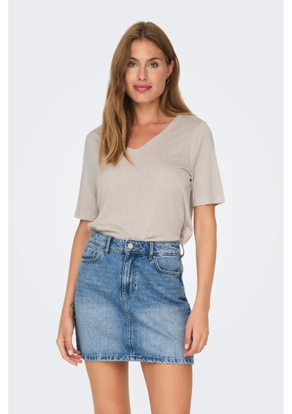 Kadın Onlelıse v Yaka Kısa Kollu T-Shirt 15257390 Bej