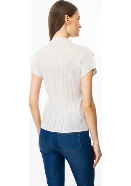 Kadın Akordiyon Kumaş Dik Yaka Bluz 3908 Ekru fırsatları