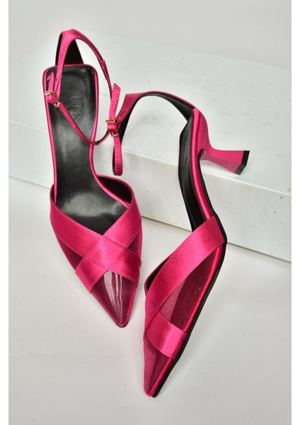 U654074204 Fuşya Kumaş Ince Topuklu Kadın Ayakkabı indirimleri