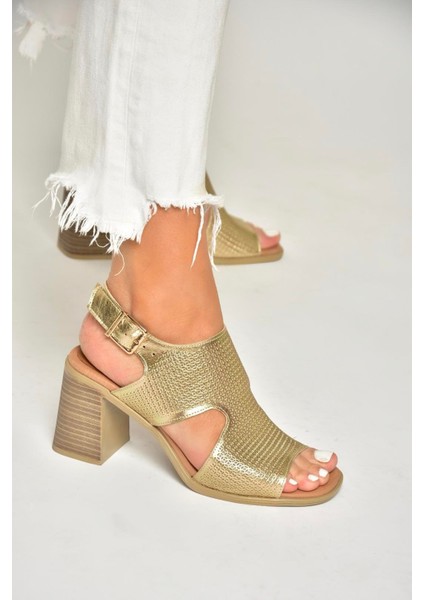 U555630403 Altın Hakiki Deri Kalın Topuklu Sandalet fırsatları