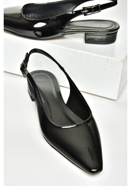 U404602208 Siyah Rugan Alçak Topuklu Kadın Ayakkabı indirimleri