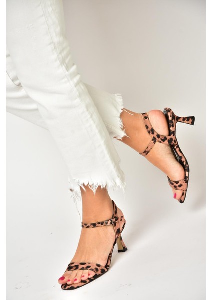 U569519904 Leopar Kumaş Alçak Topuklu Kadın Ayakakbı