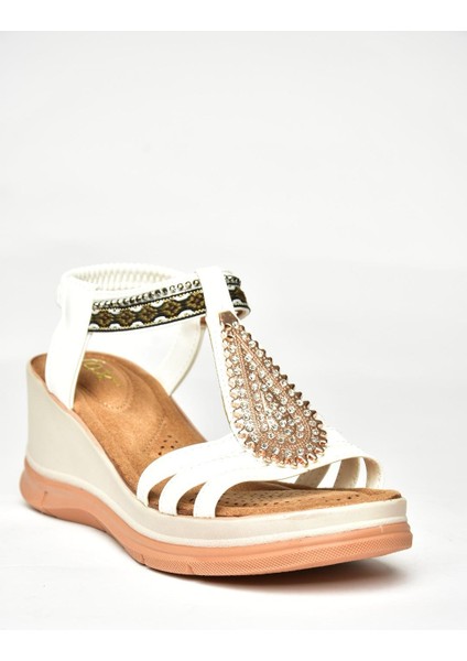 U258916109 Beyaz Dolgu Tabanlı Kadın Sandalet indirimleri