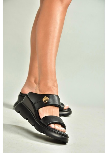 U312254509 Siyah Kalın Tabanlı Kadın Terlik