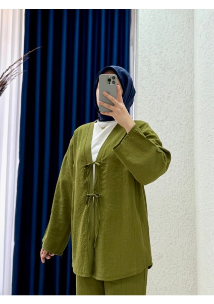 Serisa Önü Bağlamalı Pantolonlu TAKIM-TN0007 Yağ Yeşili