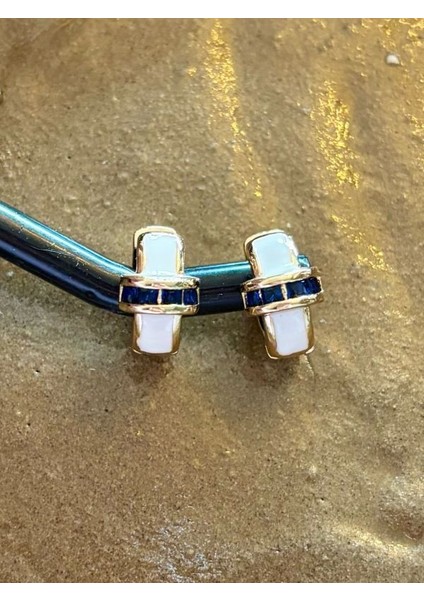 C Beyaz Mineli Lacivert Taş Detaylı Şık Kadın Halka Küpe 1,2 cm indirimleri